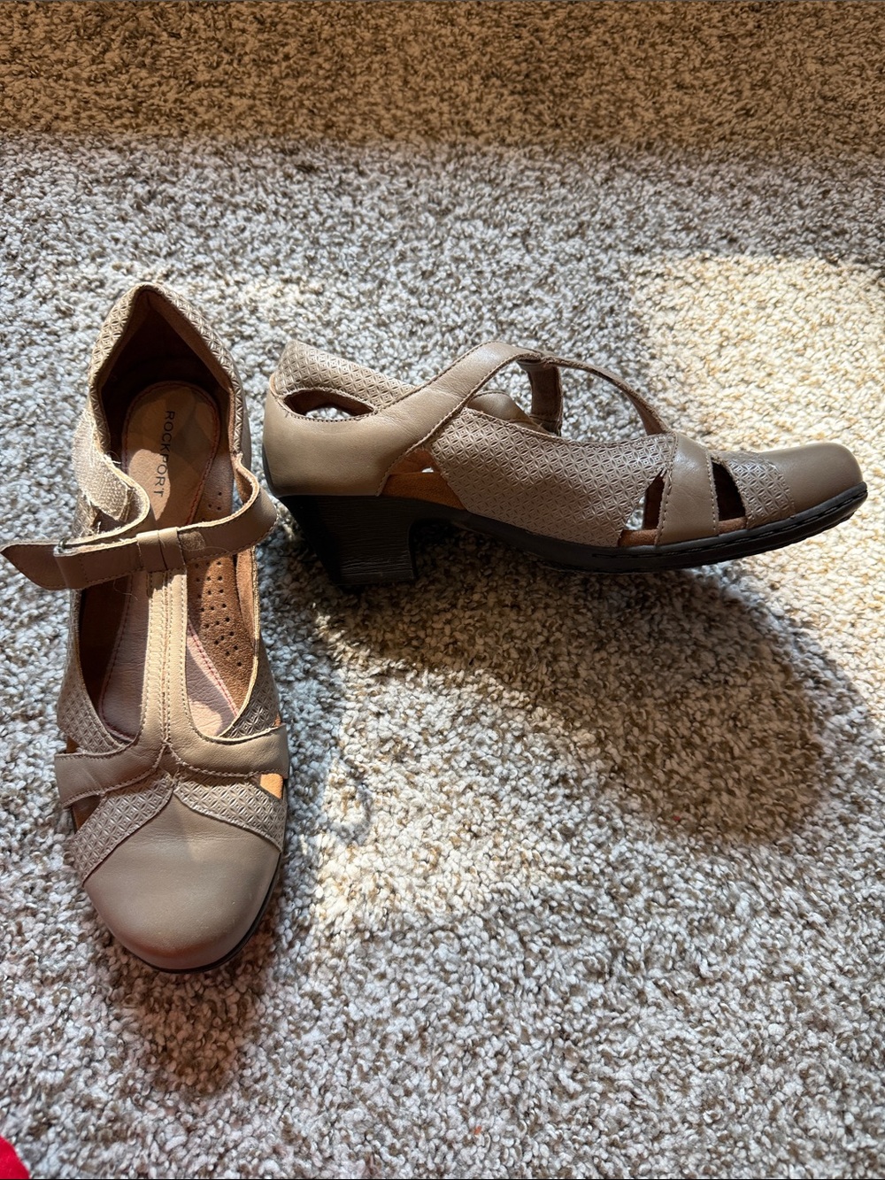 Rockport Taupe/Brown Leather Mary Jane Heels 7.5